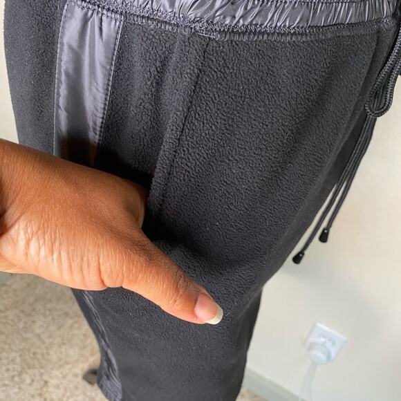 UNI QLO fleece drawstring mini skirt - Picture 3 of 7